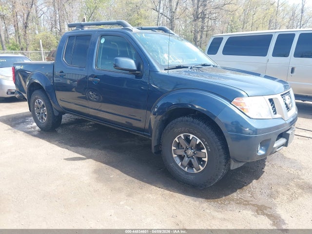 Salvage Nissan Frontier Image