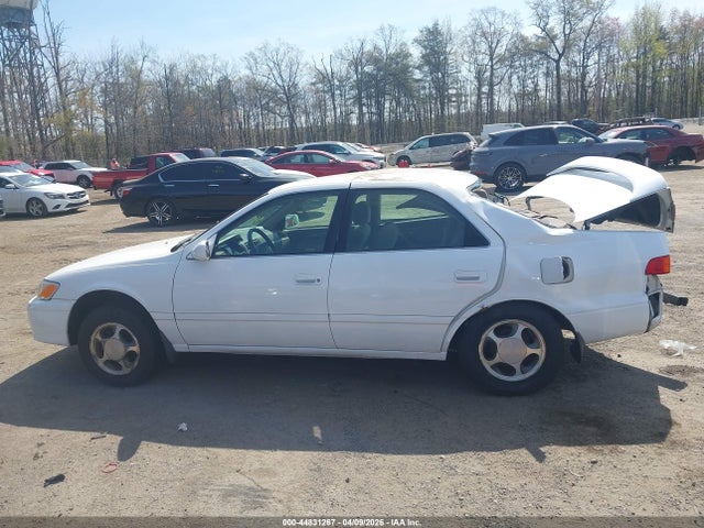 Toyota Camry Ce