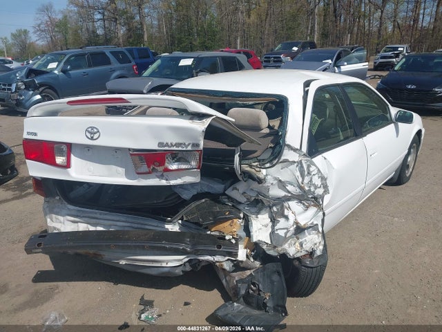 Toyota Camry Ce