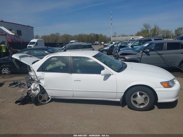 Toyota Camry Ce