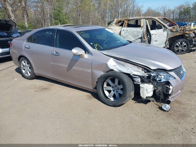 Salvage Lexus Es Image