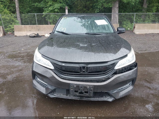 Honda Accord Touring V6
