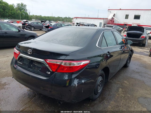 Toyota Camry Le
