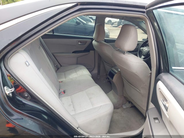 Toyota Camry Le