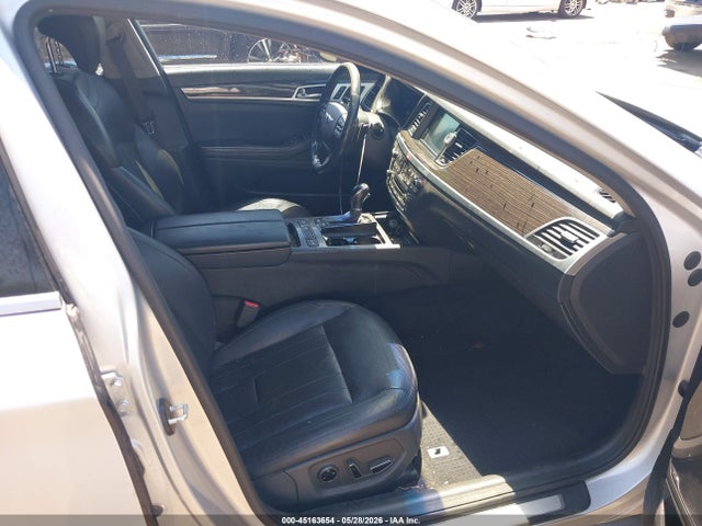 Hyundai Genesis 3.8