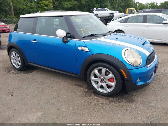 Salvage MINI Cooper S Image
