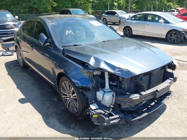 Salvage Kia Cadenza Image