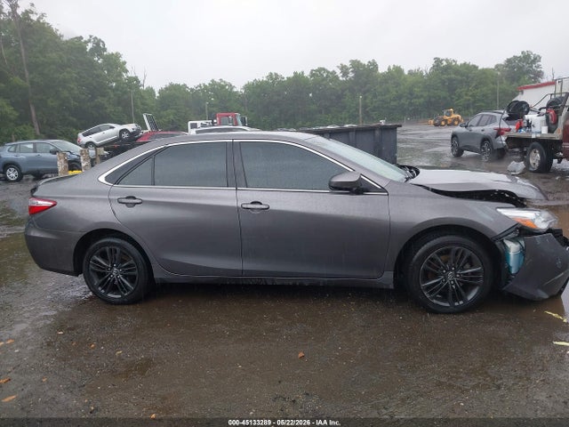 Toyota Camry Se