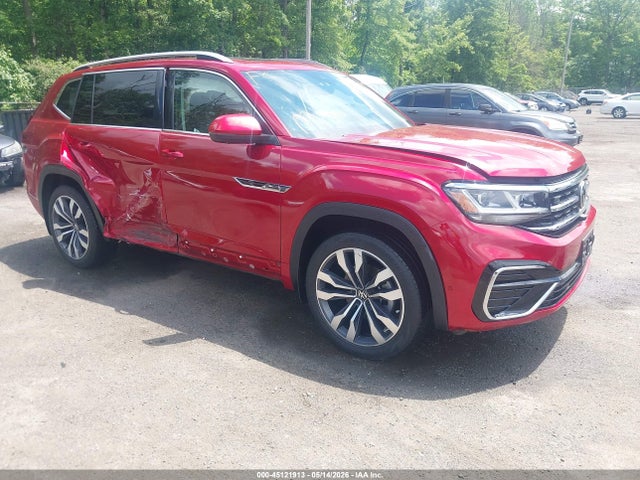 Salvage Volkswagen Atlas Image