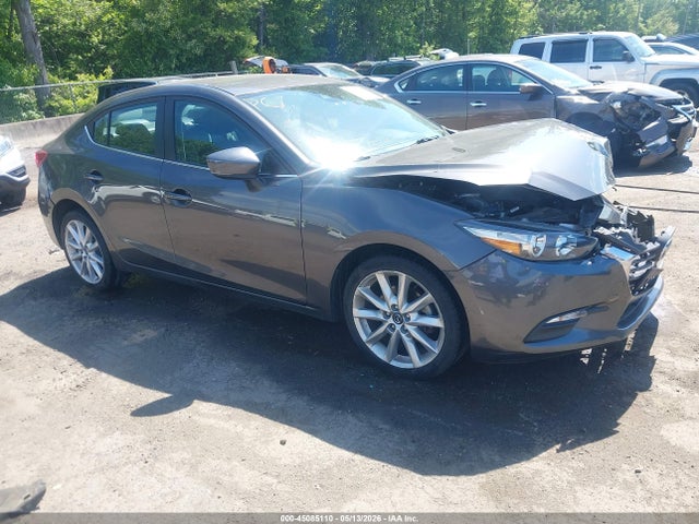 Salvage Mazda Mazda3 Image