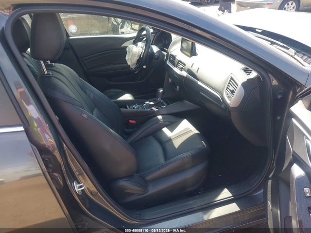 Mazda Mazda3 Touring