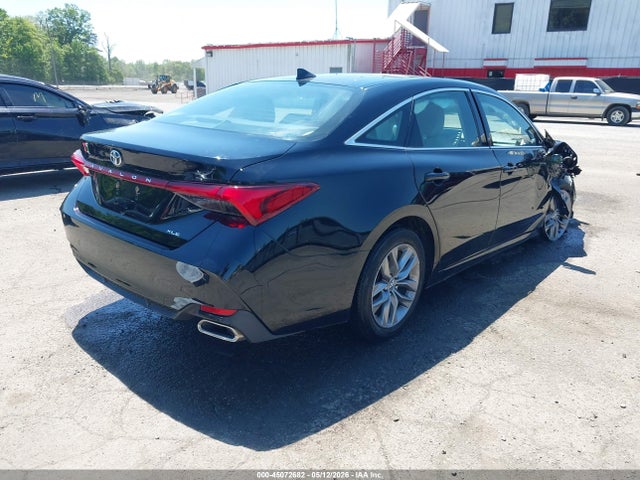 Toyota Avalon Xle