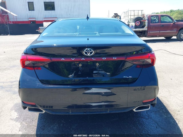 Toyota Avalon Xle
