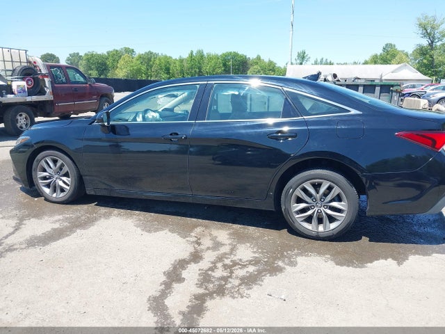 Toyota Avalon Xle
