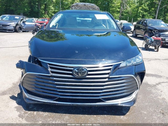 Toyota Avalon Xle