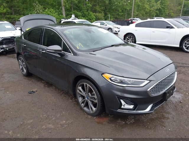 Salvage Ford Fusion Image