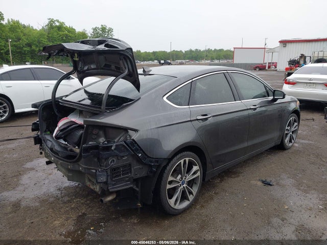 Ford Fusion Titanium