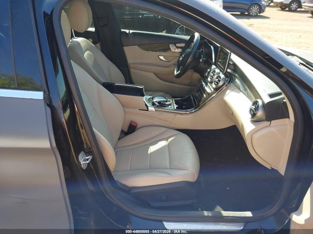 Mercedes-Benz C-Class 4matic