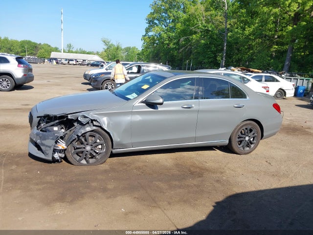 Mercedes-Benz C-Class 4matic