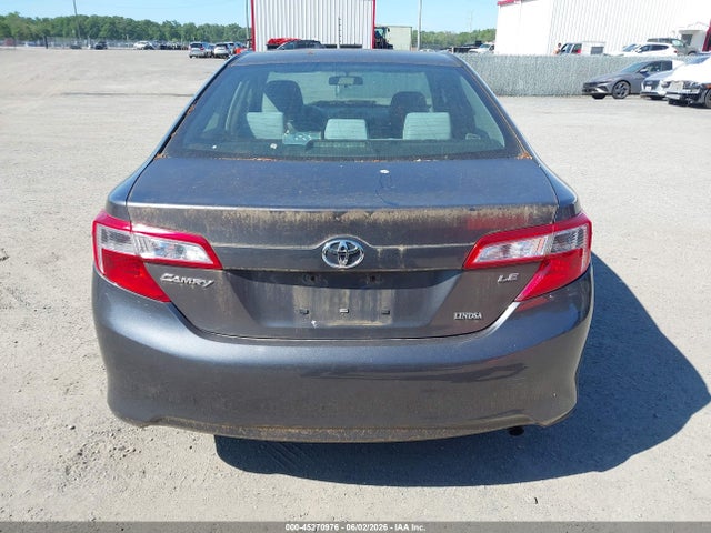 Toyota Camry Le