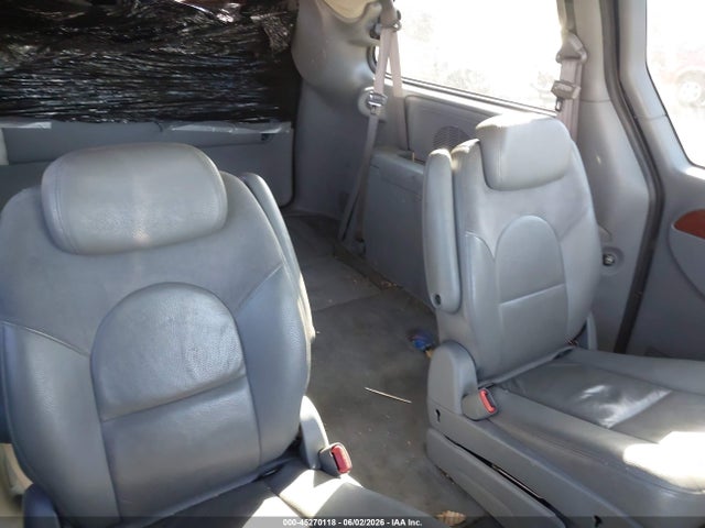 Chrysler Town & Country Limited