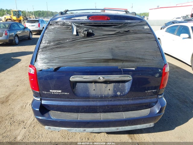 Chrysler Town & Country Limited