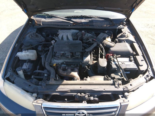 Toyota Camry Le V6