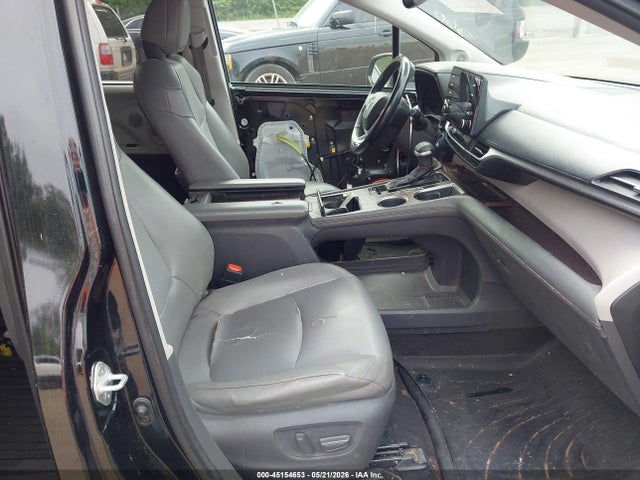Toyota Sienna Xle