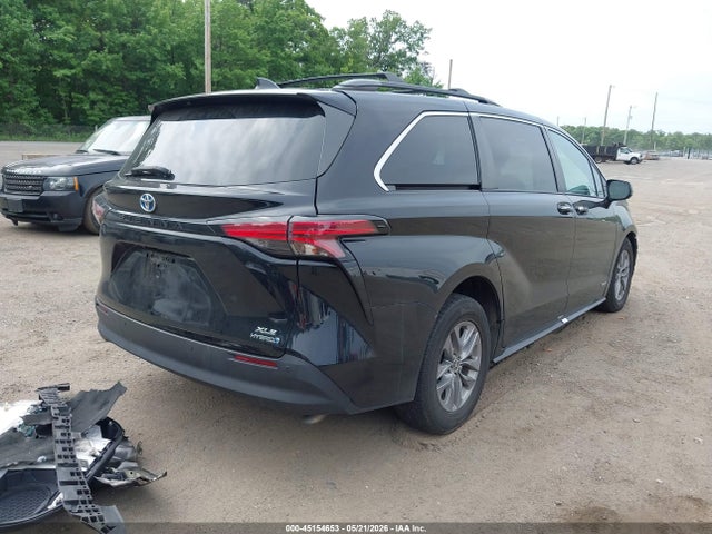 Toyota Sienna Xle