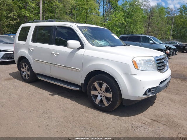 Salvage Honda Pilot Image