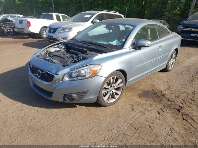 Volvo C70 T5