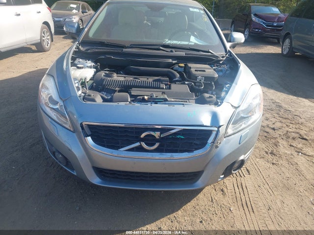 Volvo C70 T5