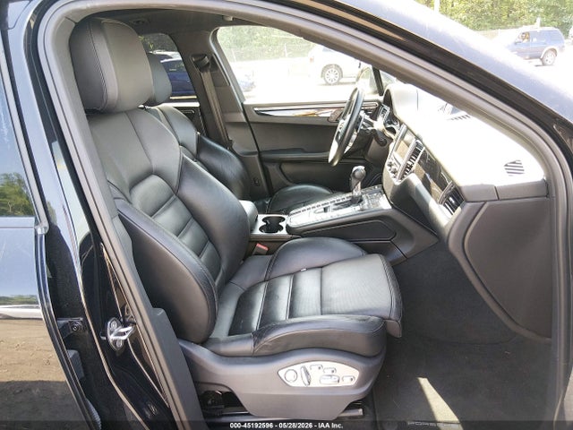 Porsche Macan S