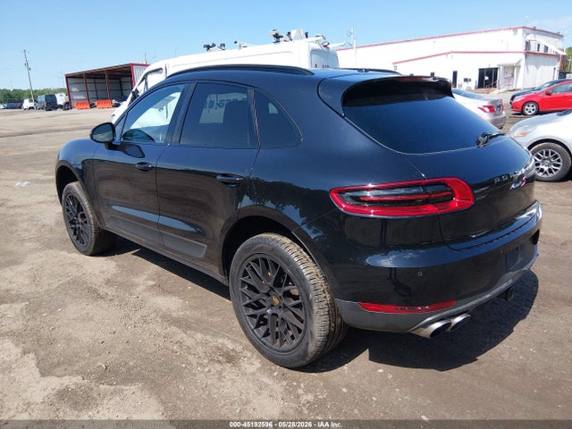 Porsche Macan S