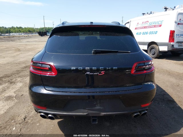 Porsche Macan S