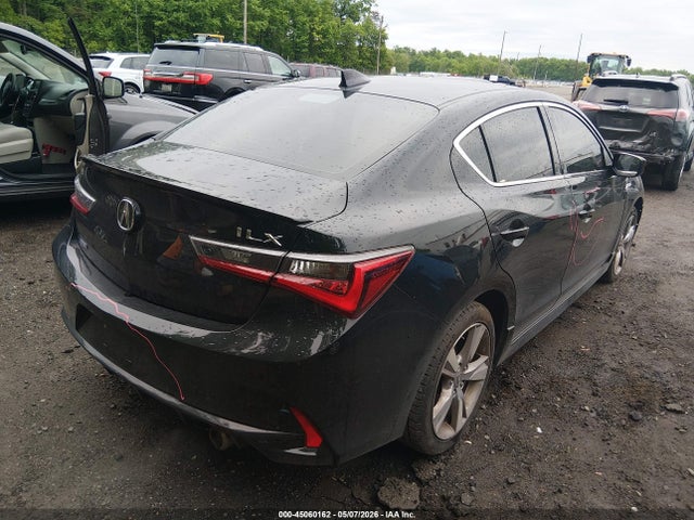 Acura ILX