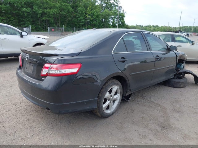 Toyota Camry Se V6
