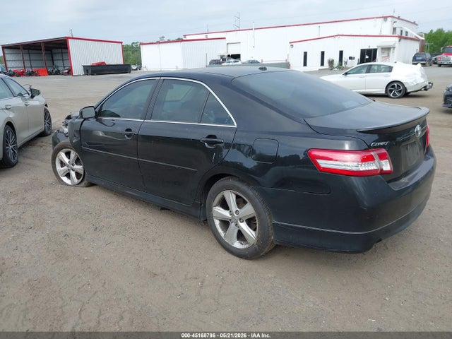 Toyota Camry Se V6