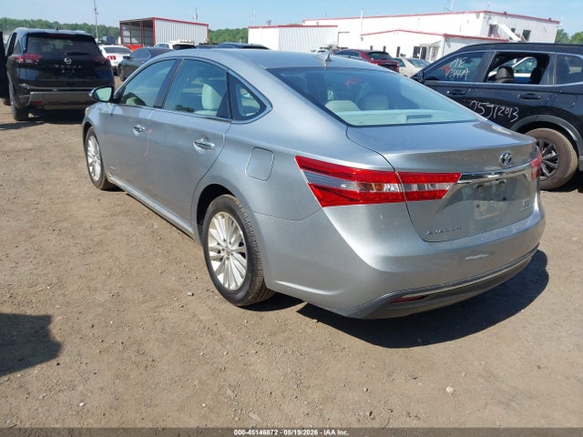 Toyota Avalon Hybrid Limited