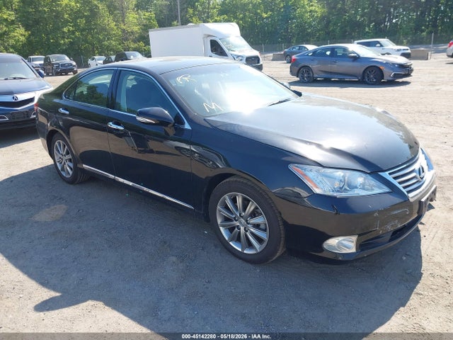 Salvage Lexus Es Image