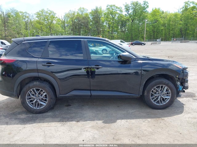 Nissan Rogue S Intelligent Awd
