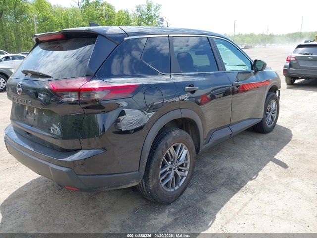Nissan Rogue S Intelligent Awd