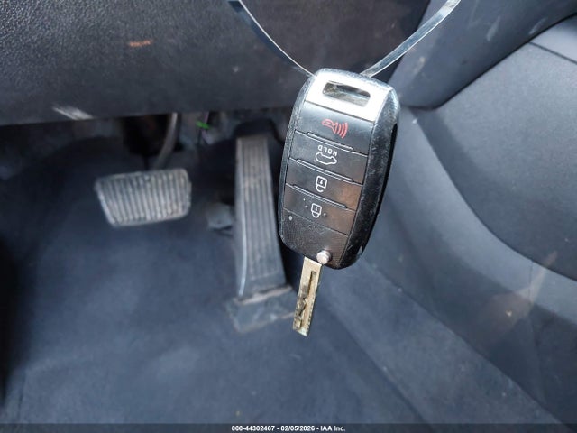 Kia Sorento 3.3l Lx