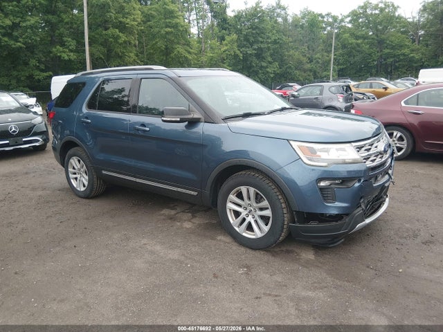 Salvage Ford Explorer Image
