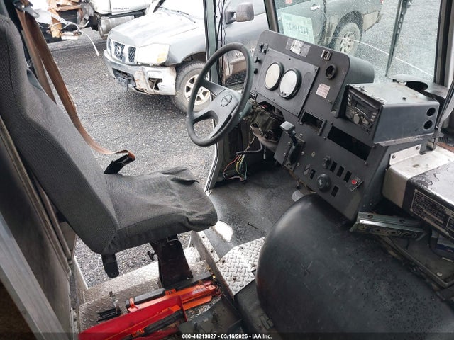 Freightliner Chassis M Line Walk-in Van