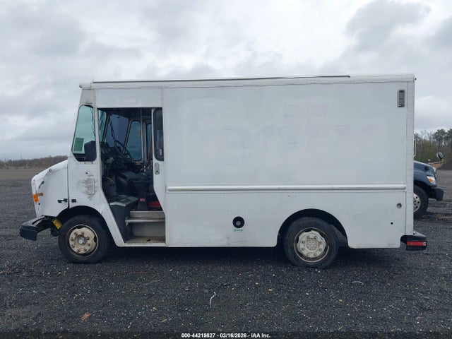 Freightliner Chassis M Line Walk-in Van