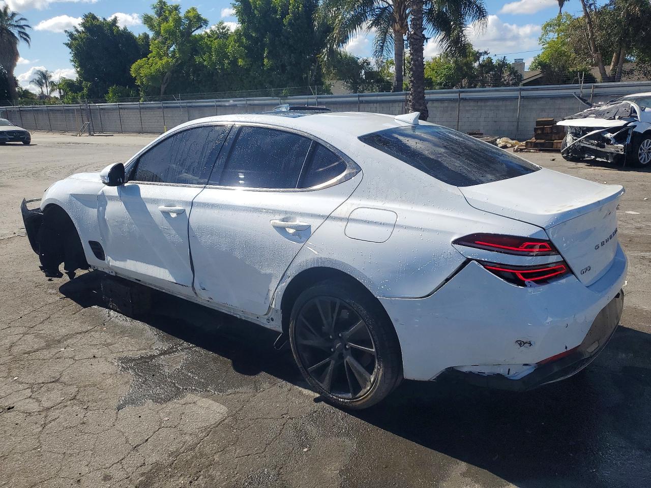 Genesis G70 2.0t