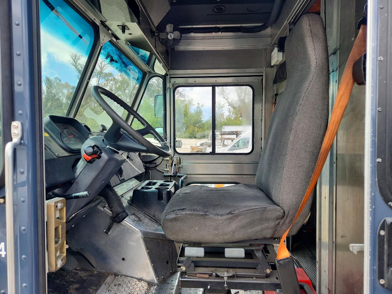 Freightliner Chassis M Line Walk-in Van