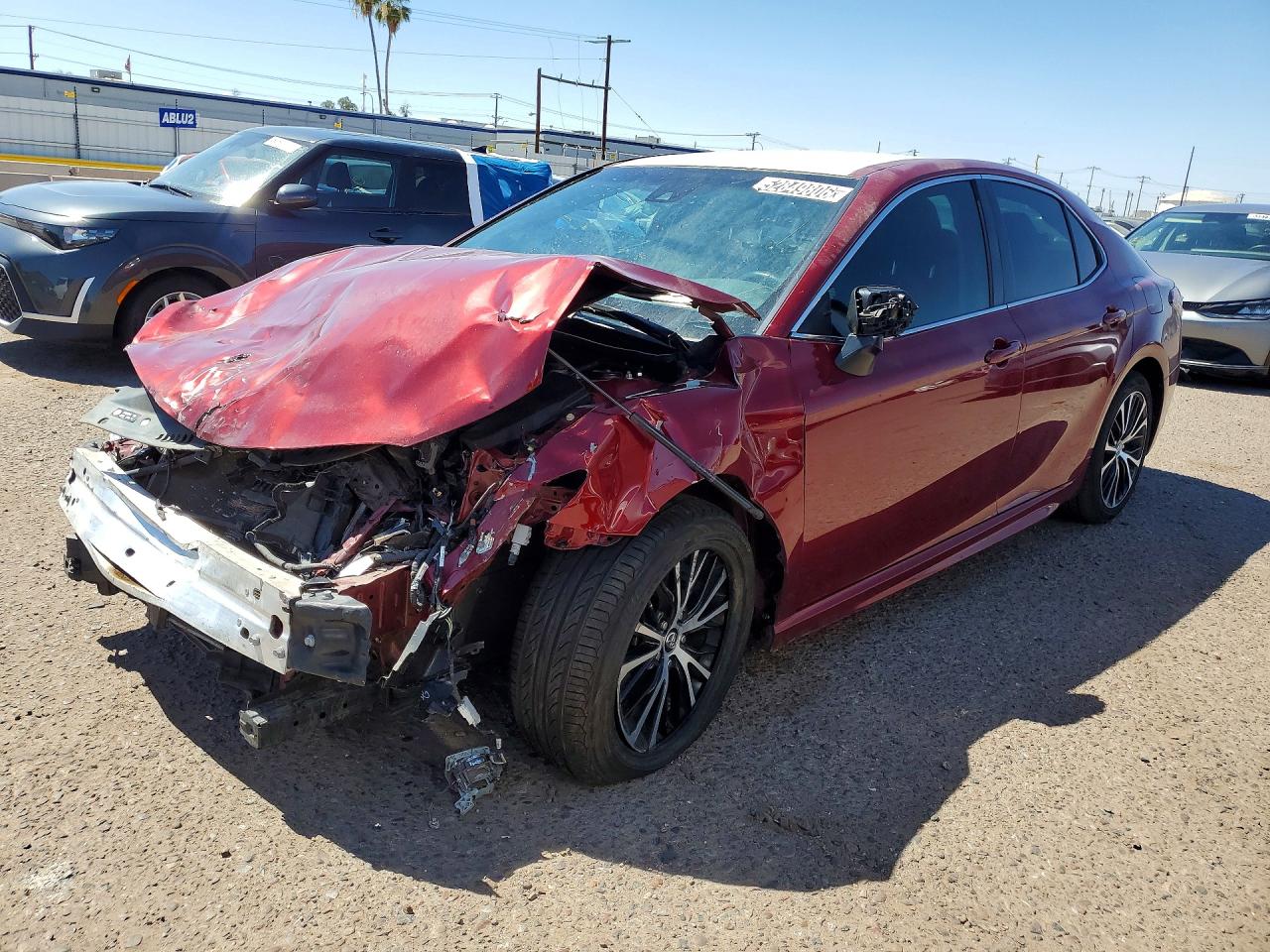 Salvage Toyota Camry Image