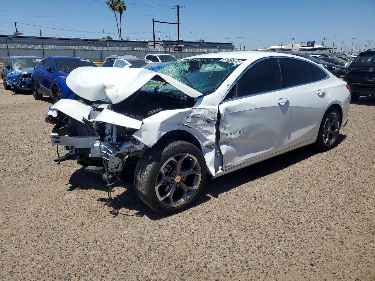 Salvage Chevrolet Malibu Image